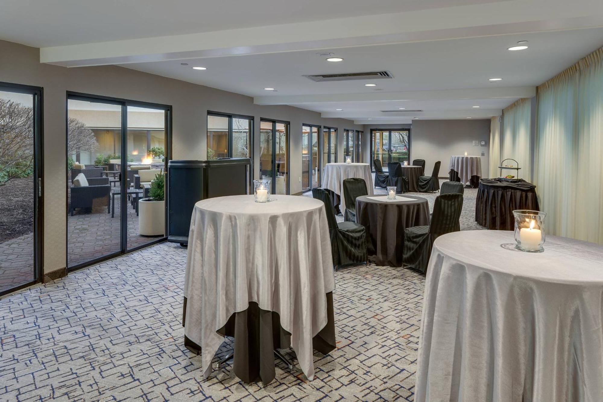 Hotel Courtyard Hartford Cromwell Extérieur photo