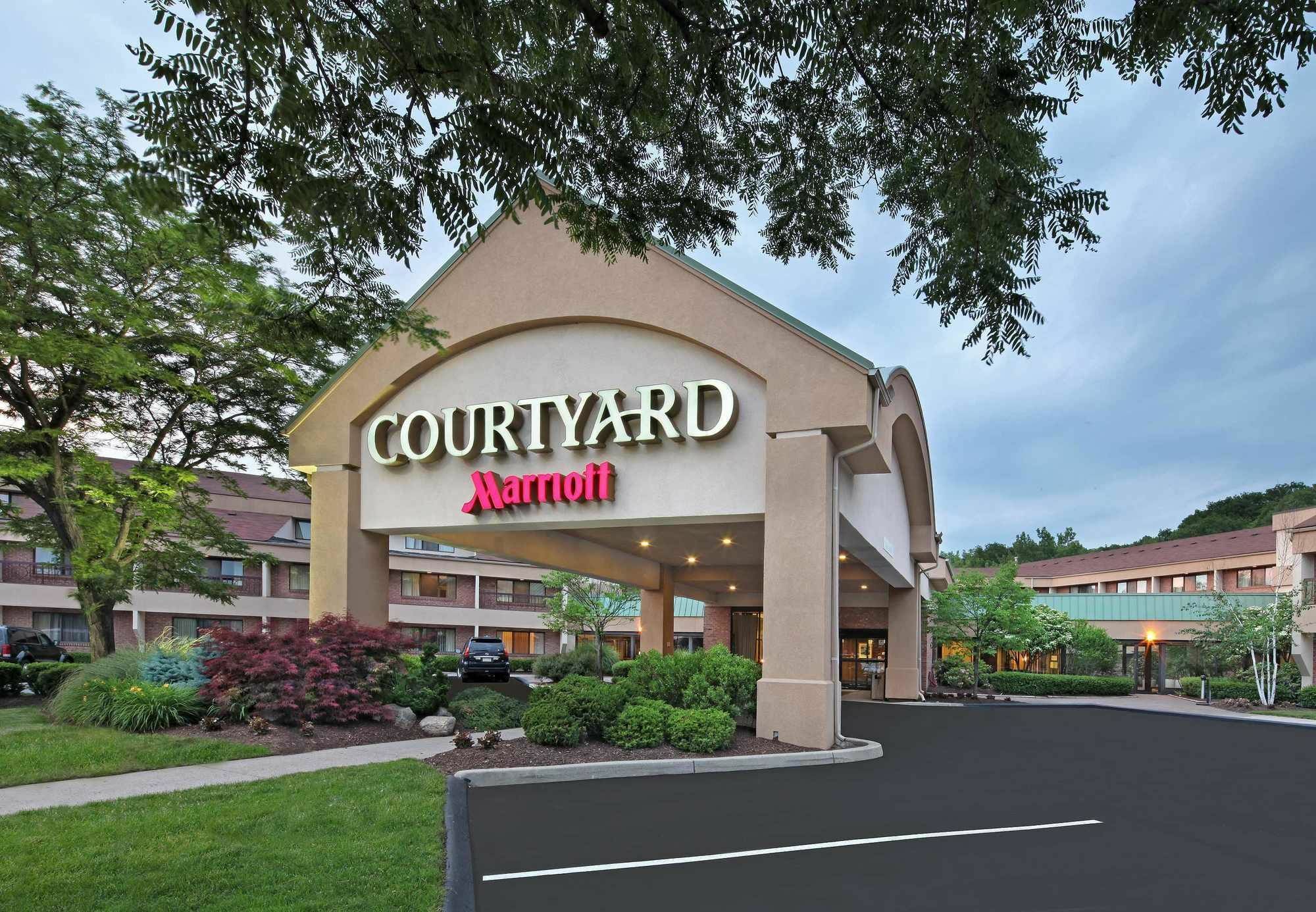 Hotel Courtyard Hartford Cromwell Extérieur photo